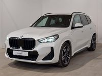 Pogled od napred levo