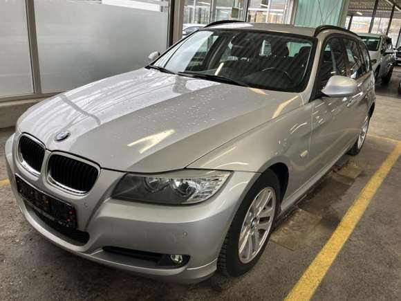 Náhled zpředu zleva