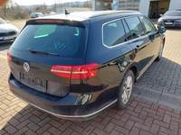 Pogled od pozadi desno