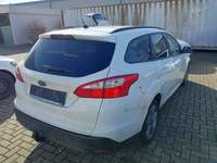 Pogled od pozadi desno