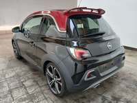 Pogled od pozadi levo