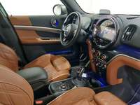 Вид на салон