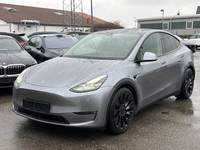 Pogled od napred levo