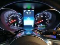 Pohled na přístrojovou desku