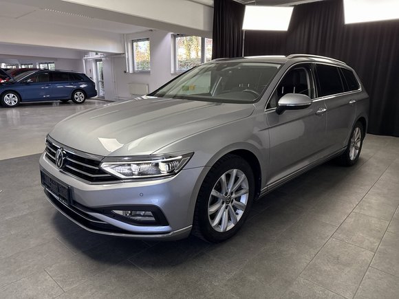 Pogled od napred levo