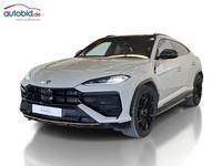 Skats no kreisās puses priekšā