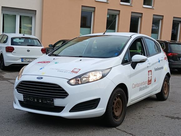 Pogled od napred levo