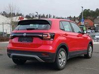 Pogled od pozadi desno