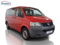 Pogled sprijeda desno