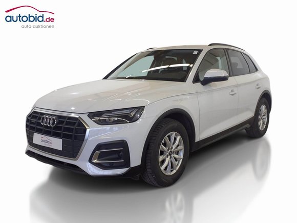 Skats no kreisās puses priekšā