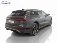 Skats no labās puses aizmugurē