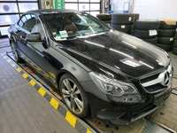 Náhled zpředu zprava