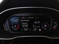 Pohled na přístrojovou desku