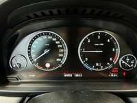 Pohled na přístrojovou desku