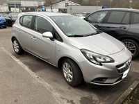 Náhled zpředu zprava