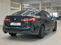 Widok z tyłu po stronie prawej