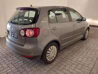 Aanzicht achter rechts