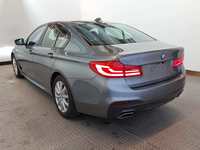 Pogled od pozadi levo