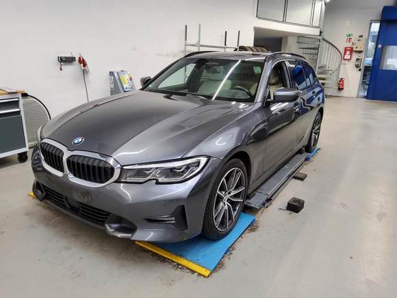 Náhled zpředu zleva