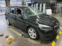 Náhled zpředu zprava