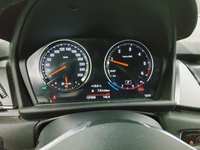 Pohled na přístrojovou desku