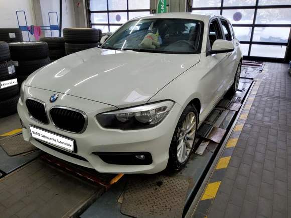 Náhled zpředu zleva