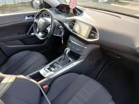 Вид на салон