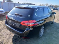 Вид сзади справа