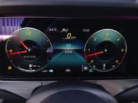 Pogled na kombinovani instrument