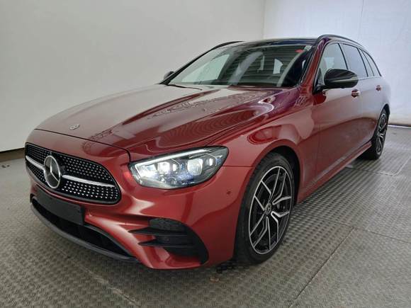 Pogled od napred levo