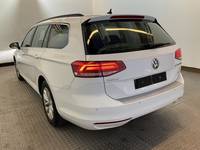 Pogled od pozadi levo