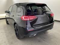 Вид сзади слева