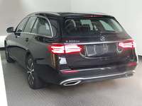 Pogled straga lijevo