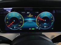 Pogled na kombinirani instrument