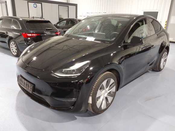 Pogled od napred levo