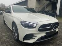 Náhled zpředu zprava