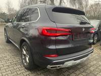 Вид сзади слева