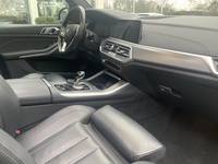 Вид на салон