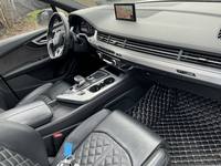 Вид на салон