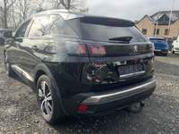 Вид сзади слева