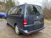 Вид сзади слева