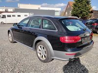 Vue de l’arrière gauche