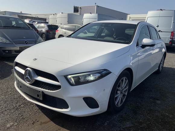 Náhled zpředu zleva