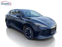 Pogled desno spredaj