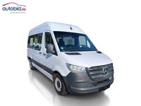 Náhled zpředu zprava