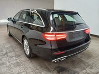 Pogled straga lijevo