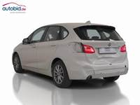 Pogled od pozadi levo