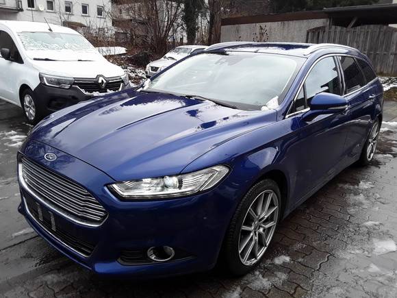 Pogled od napred levo