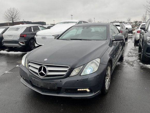 Náhled zpředu zleva