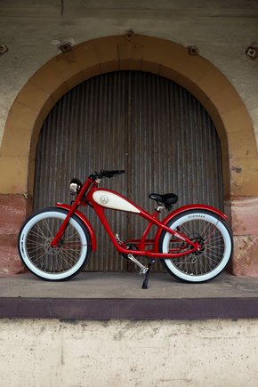 Вид спереди слева